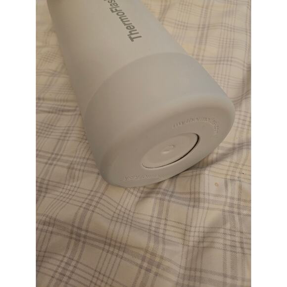 ThermoFlask 40oz Insulated Stainless Steel Bottle with Spout Lid, Gray NWT - Picture 5 of 11